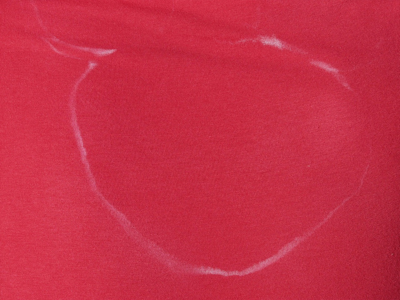 汗の臭いが気になる夏の外出時のベスト対策は？