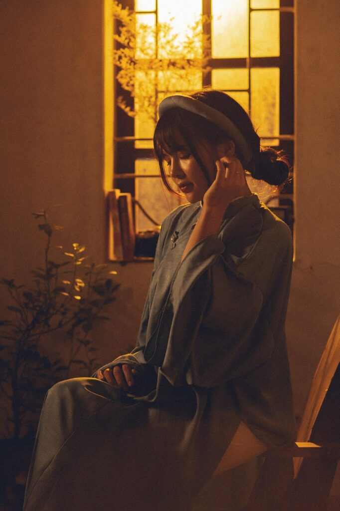 女性の汗のニオイが服に残る原因と対策は？