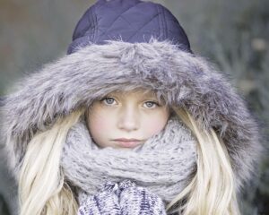 ワキ汗の臭いが服につく原因と対策は？
